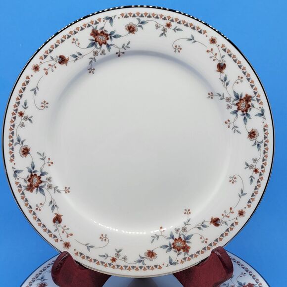 Noritake Ivory China Adagio Salad Plates Bundle of 4 - Picture 2 of 11